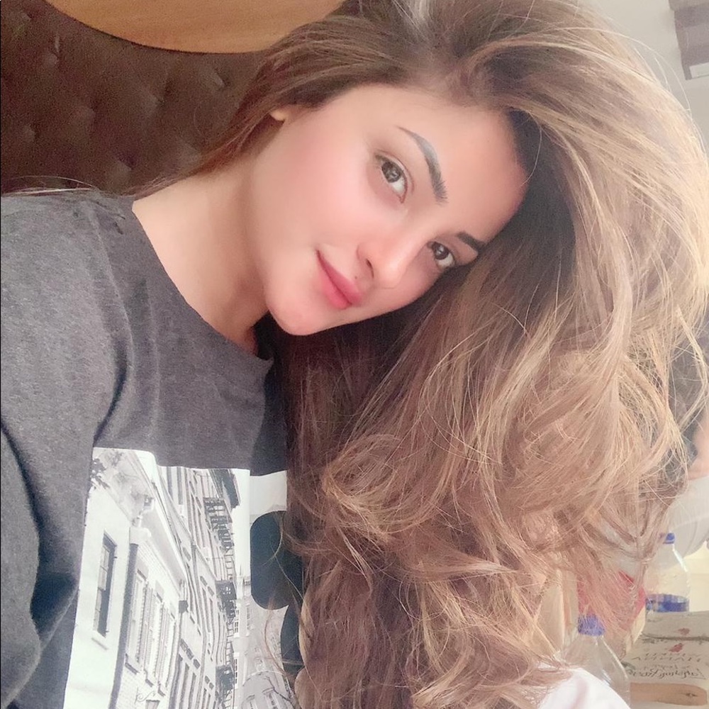 Meet your Posher, Najhat